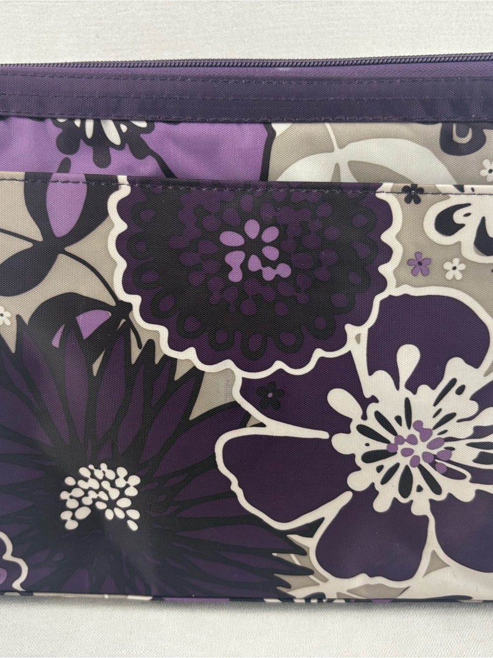 thirty-one Purple Floral Cosmetic Bag